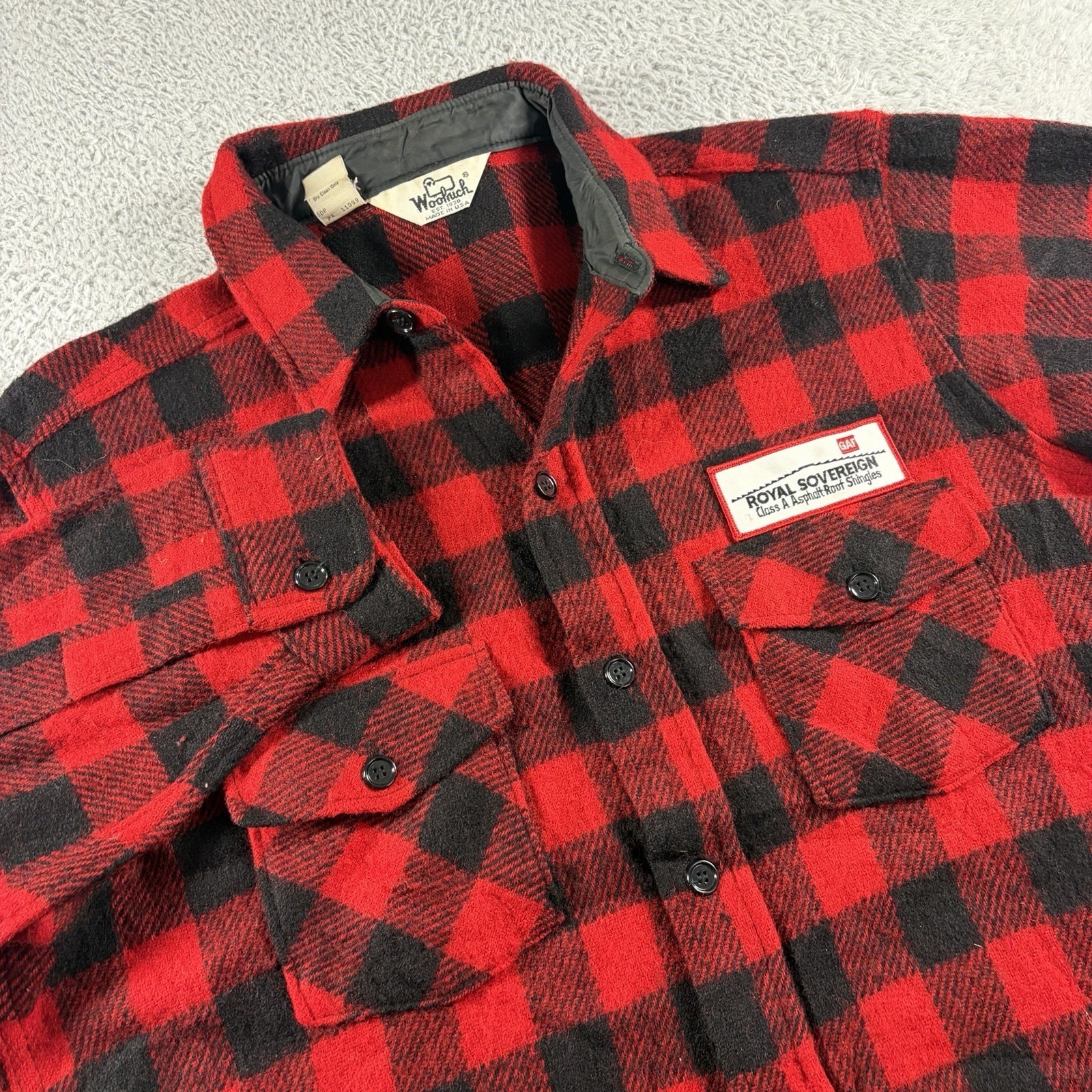 Vintage Woolrich Signature Button Up Buffalo Plaid Flannel Wool Shirt Large Usa